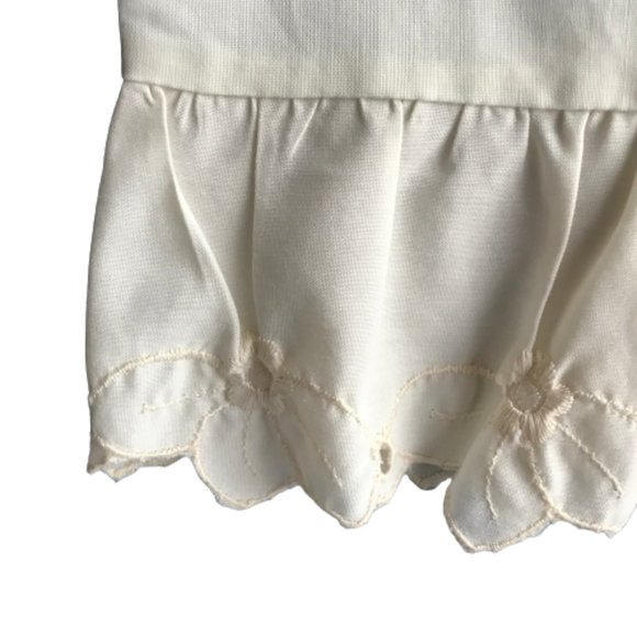 Vintage Beige Floral Embroidery Ruffles Pillowcase - Picture 3 of 7